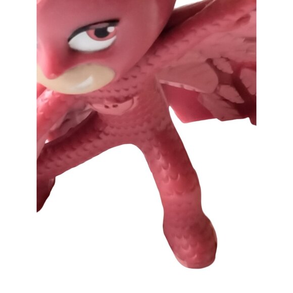 PJ Masks Figure Red Owlette Standing Cape Out Wide - Picture 7 of 10